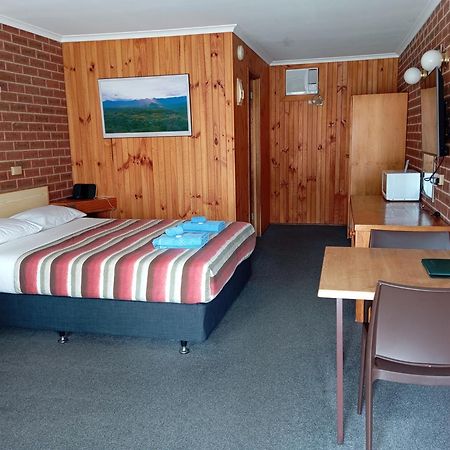 Orbost Country Road Motor Inn Extérieur photo