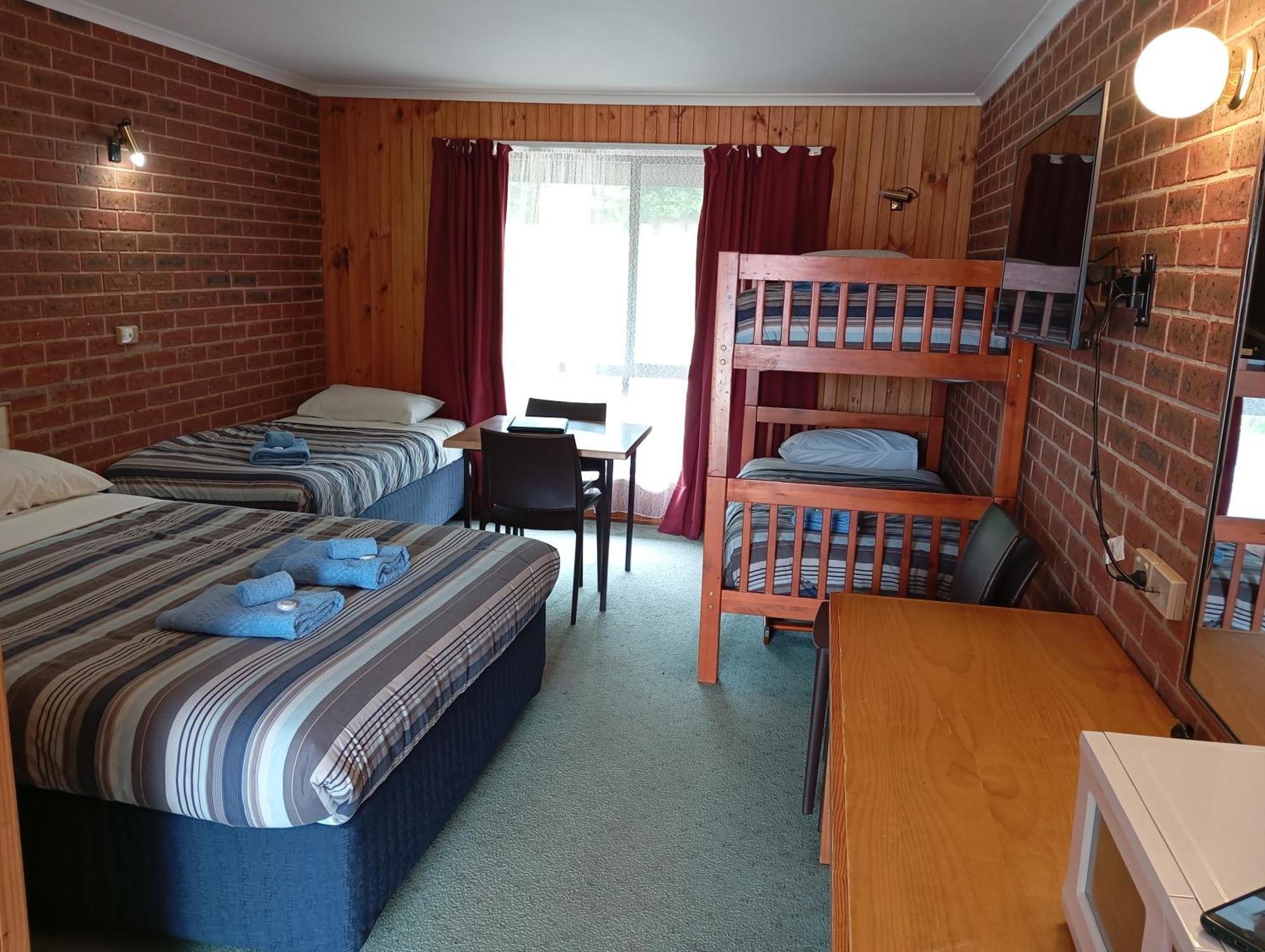 Orbost Country Road Motor Inn Extérieur photo